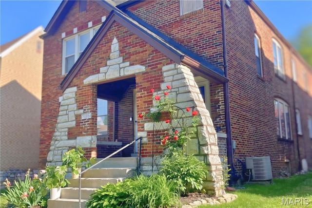7104 Tulane Avenue, University City, MO 63130