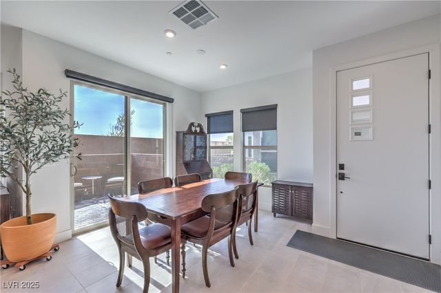 9881 Agate Creek Street, Las Vegas, NV 89141