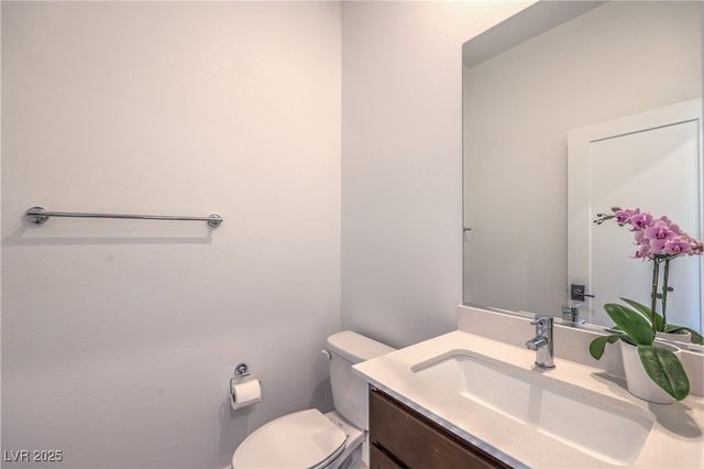 9881 Agate Creek Street, Las Vegas, NV 89141