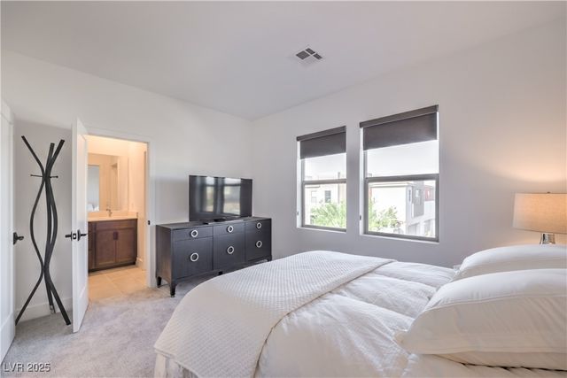 9881 Agate Creek Street, Las Vegas, NV 89141