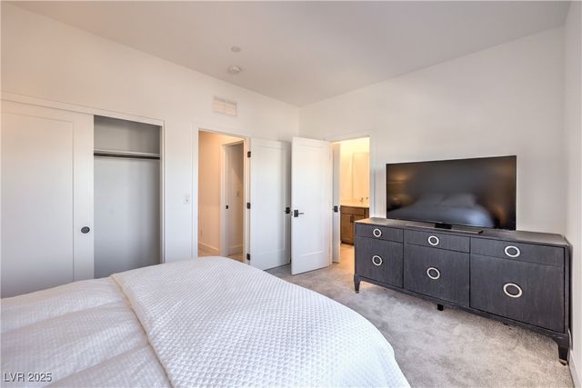 9881 Agate Creek Street, Las Vegas, NV 89141