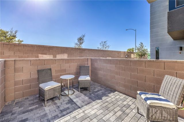 9881 Agate Creek Street, Las Vegas, NV 89141