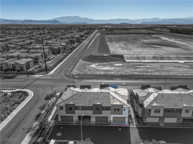 9881 Agate Creek Street, Las Vegas, NV 89141