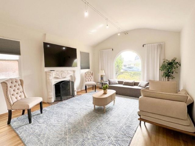 155 E Hedding Street, San Jose, CA 95112