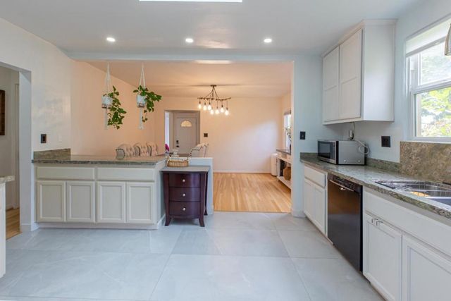 155 E Hedding Street, San Jose, CA 95112