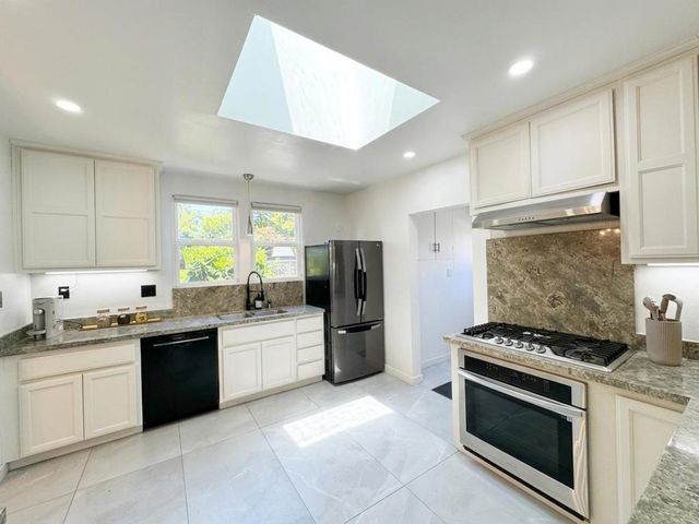 155 E Hedding Street, San Jose, CA 95112