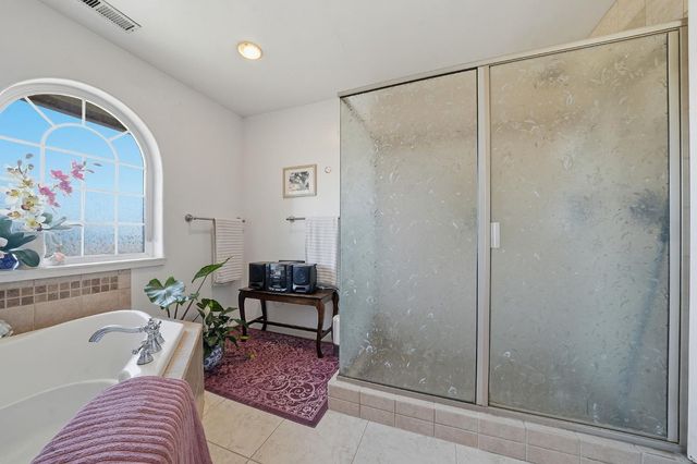 6495 Pettinger Rd, Valley Springs, CA 95252