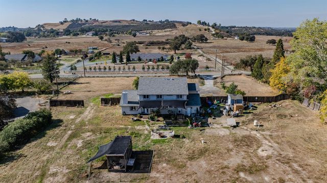 6495 Pettinger Rd, Valley Springs, CA 95252