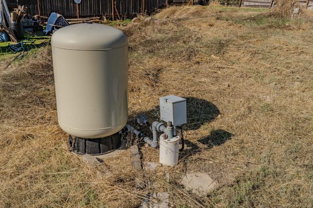 6495 Pettinger Rd, Valley Springs, CA 95252