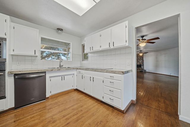 6495 Pettinger Rd, Valley Springs, CA 95252