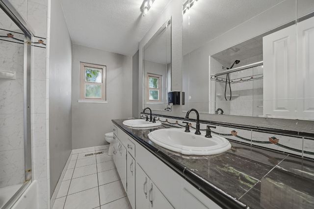 6495 Pettinger Rd, Valley Springs, CA 95252