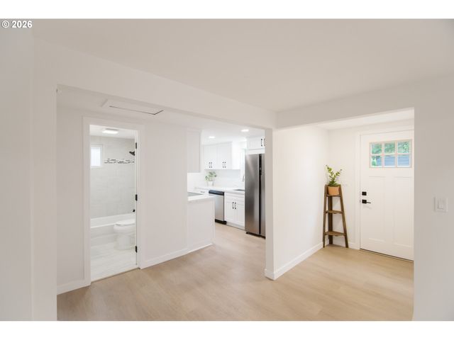 5210 Se 118TH Ave, Portland, OR 97266