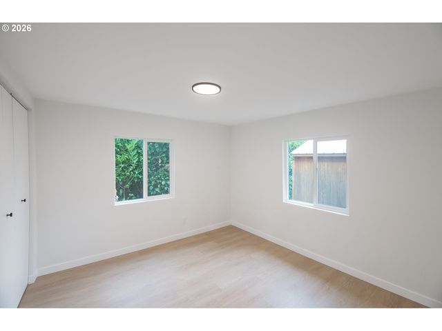 5210 Se 118TH Ave, Portland, OR 97266