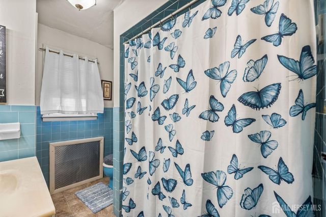 11 Charles Street, South River, NJ 08882