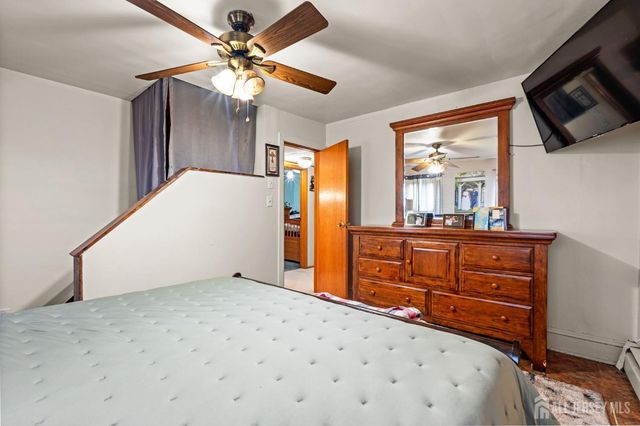 11 Charles Street, South River, NJ 08882
