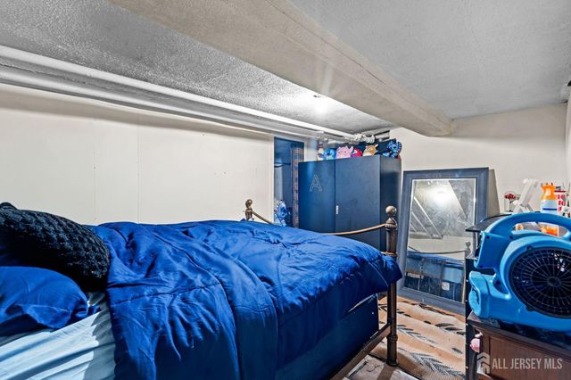 11 Charles Street, South River, NJ 08882