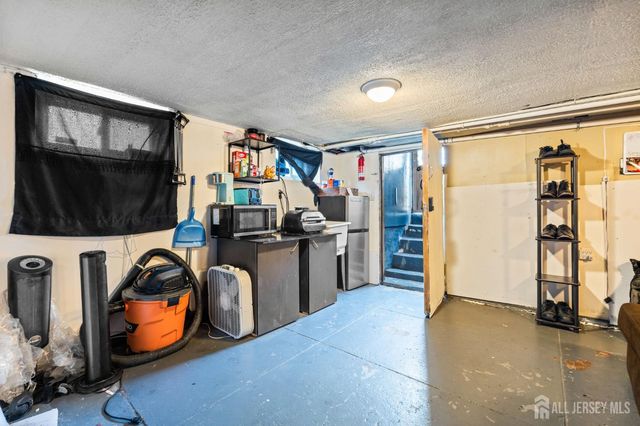 11 Charles Street, South River, NJ 08882