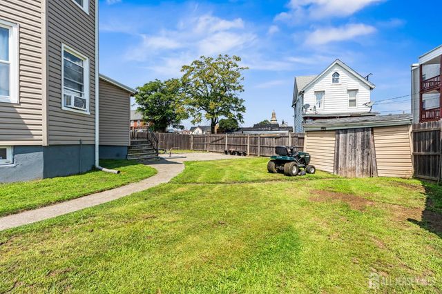 11 Charles Street, South River, NJ 08882