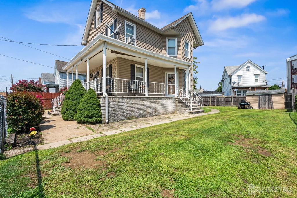 11 Charles Street, South River, NJ 08882