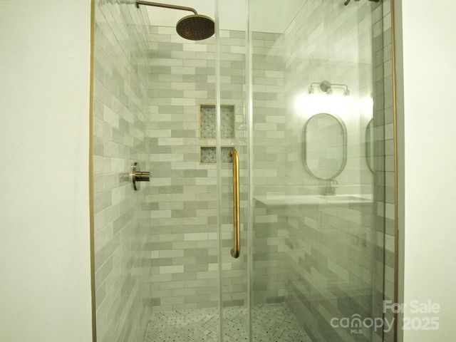 5331 Coburg Avenue, Charlotte, NC 28215
