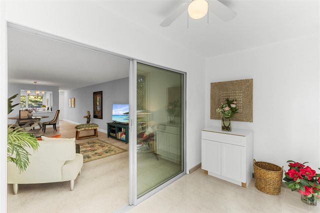 2102 Lucaya Bnd K2, Coconut Creek, FL 33066