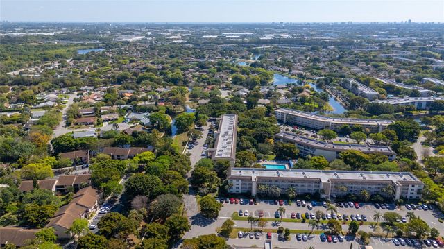 2102 Lucaya Bnd K2, Coconut Creek, FL 33066