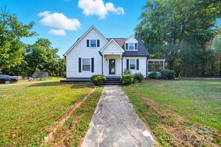 302 Pee Dee Avenue, Norwood, NC 28128