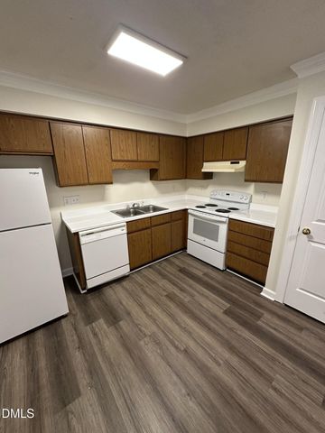 3502 Ivy Commons 302, Raleigh, NC 27606