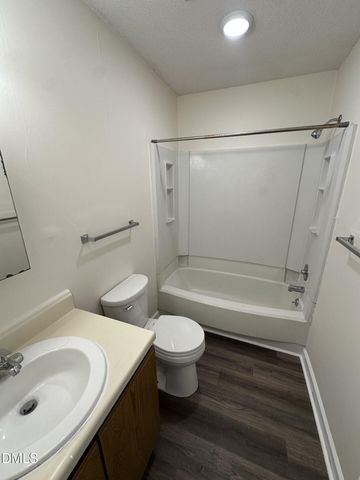 3502 Ivy Commons 302, Raleigh, NC 27606