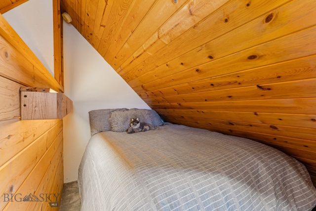 2555 Little Coyote Road, Big Sky, MT 59716