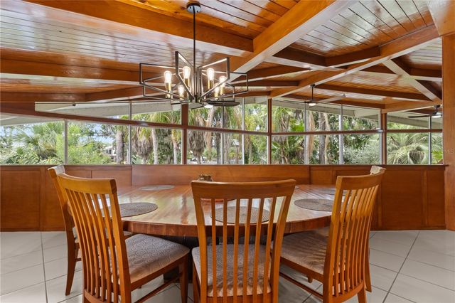 1830 SE 3RD COURT, Crystal River, FL 34429