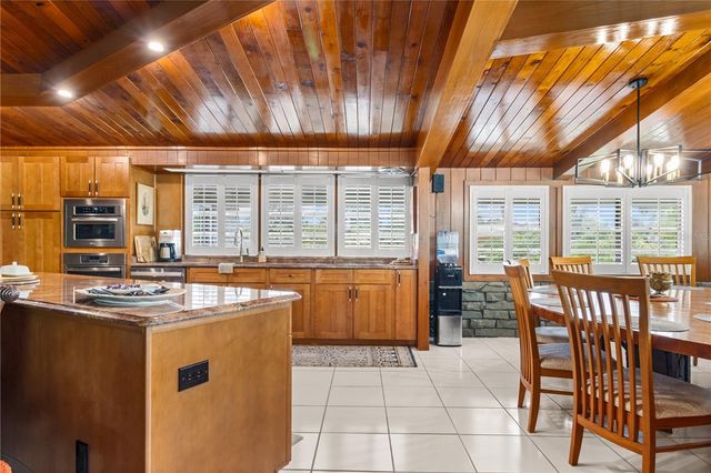 1830 SE 3RD COURT, Crystal River, FL 34429