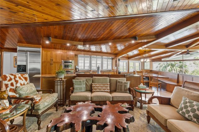 1830 SE 3RD COURT, Crystal River, FL 34429