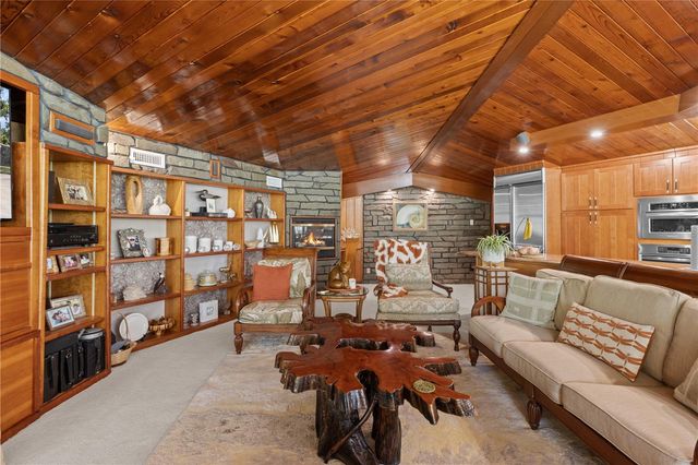 1830 SE 3RD COURT, Crystal River, FL 34429
