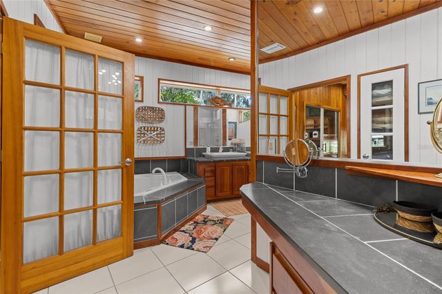 1830 SE 3RD COURT, Crystal River, FL 34429