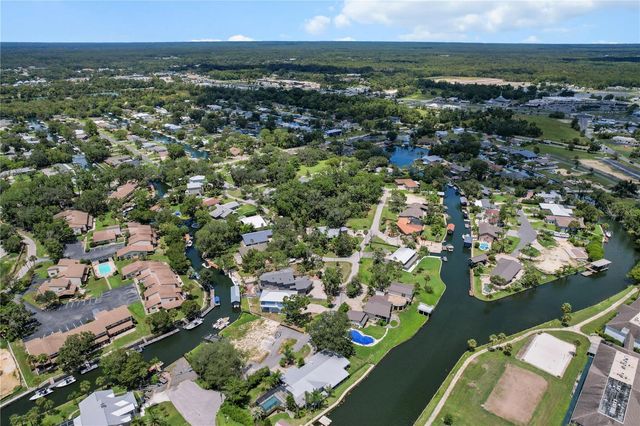 1830 SE 3RD COURT, Crystal River, FL 34429
