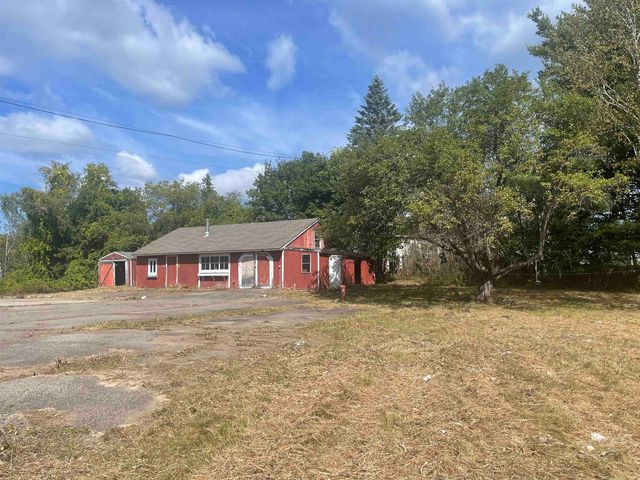 221 New Durham Road, Alton, NH 03809