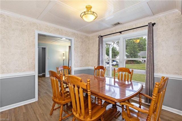 104 Foxworth Cir, Suffolk, VA 23434