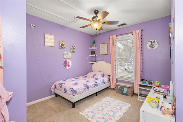 104 Foxworth Cir, Suffolk, VA 23434