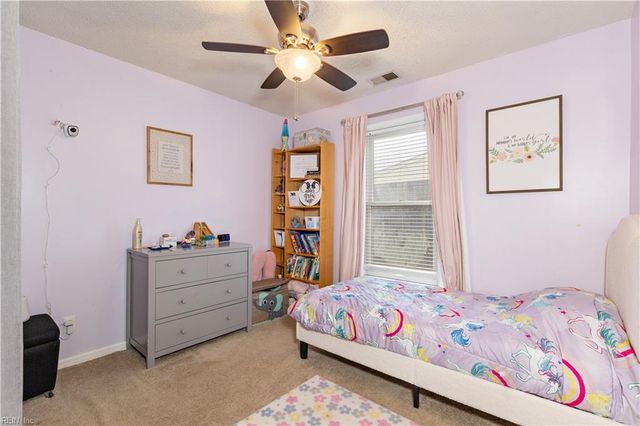 104 Foxworth Cir, Suffolk, VA 23434