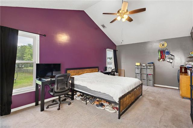 104 Foxworth Cir, Suffolk, VA 23434