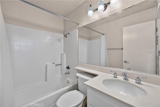 856 Maitland Privado, Ontario, CA 91762