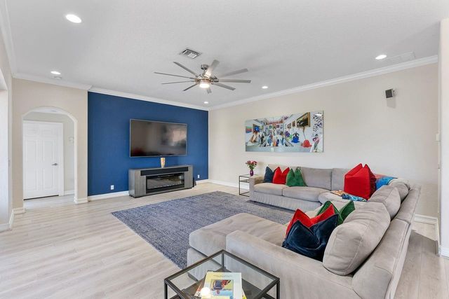 7509 NW 117th Lane, Parkland, FL 33076