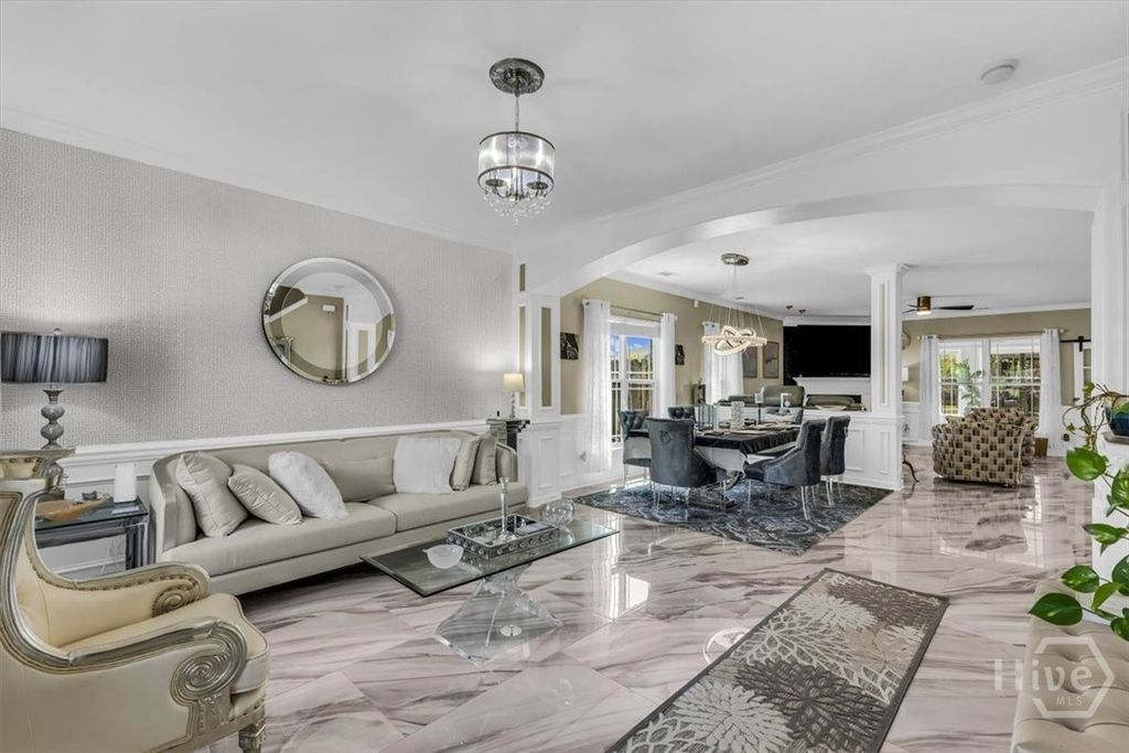 Image 5 of property listing at 25 Melody Drive, Pooler, GA 31322