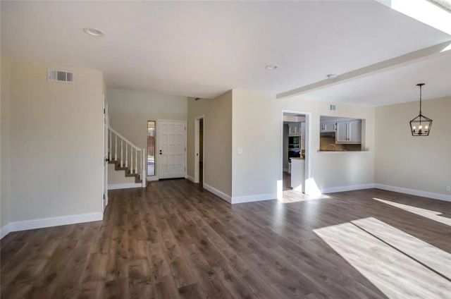 146 Abbey Road, Santa Maria, CA 93455