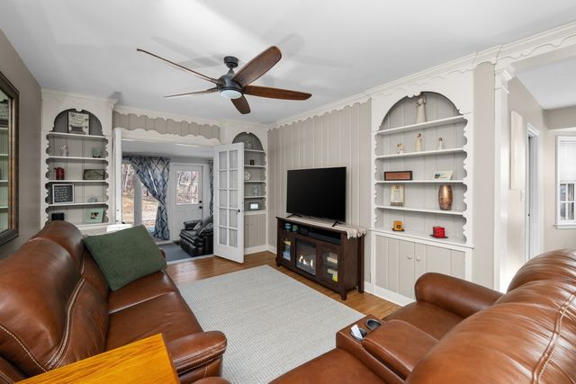 3237 14 Street, Rock Island, IL 61201