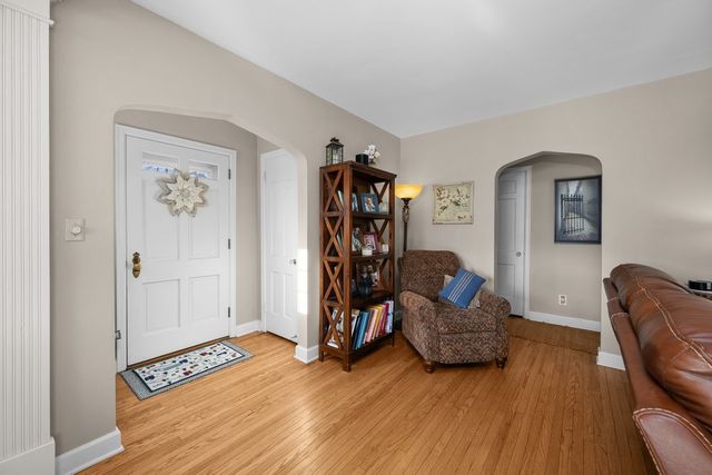 3237 14 Street, Rock Island, IL 61201