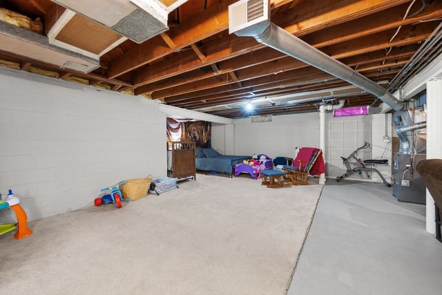 3237 14 Street, Rock Island, IL 61201