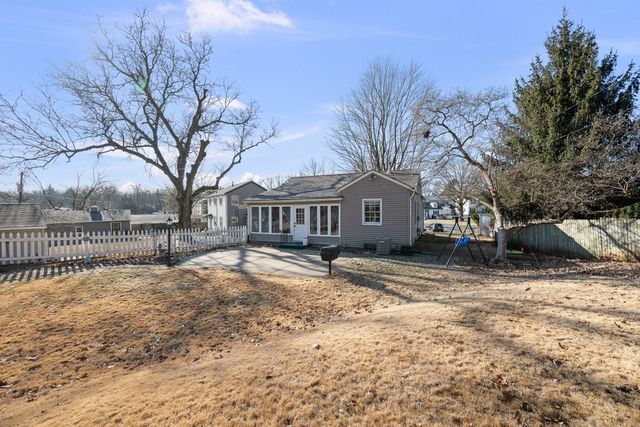 3237 14 Street, Rock Island, IL 61201