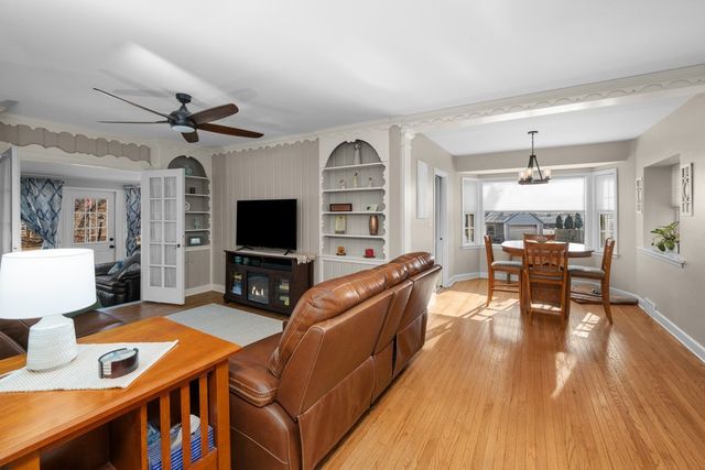 3237 14 Street, Rock Island, IL 61201